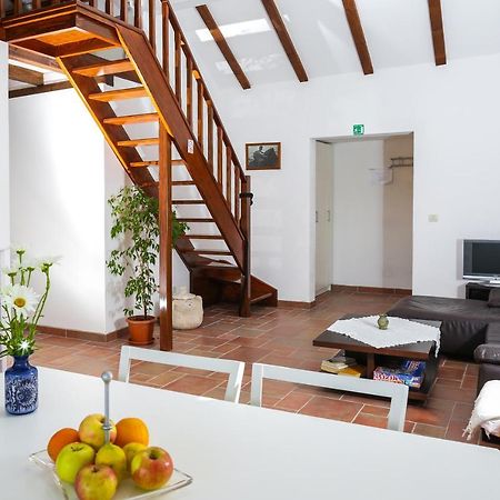 Spacious Apartment Lucia Prozura Ngoại thất bức ảnh